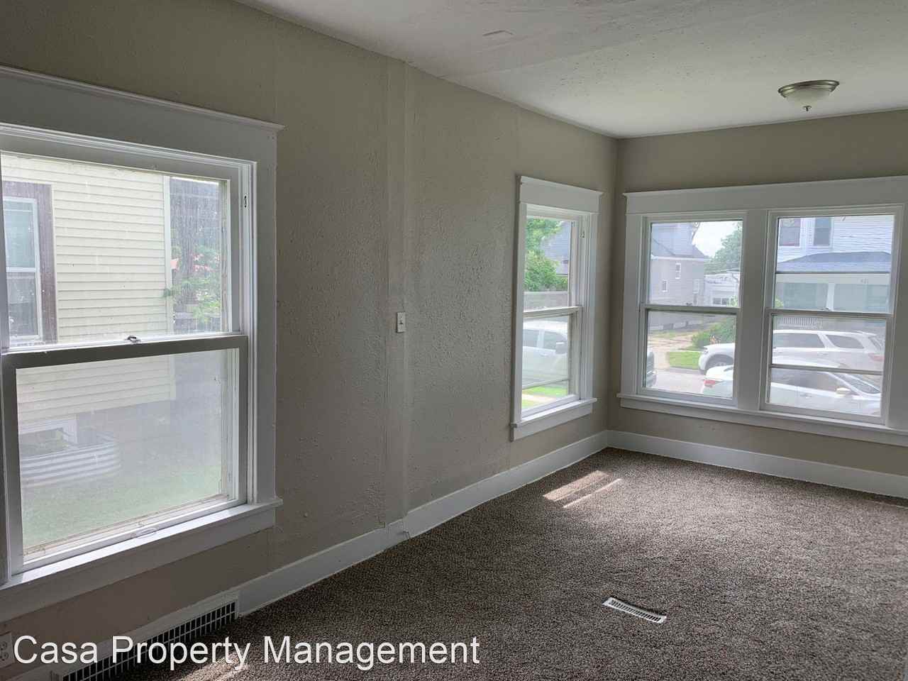 418 S 25th St - Photo 3 of 16