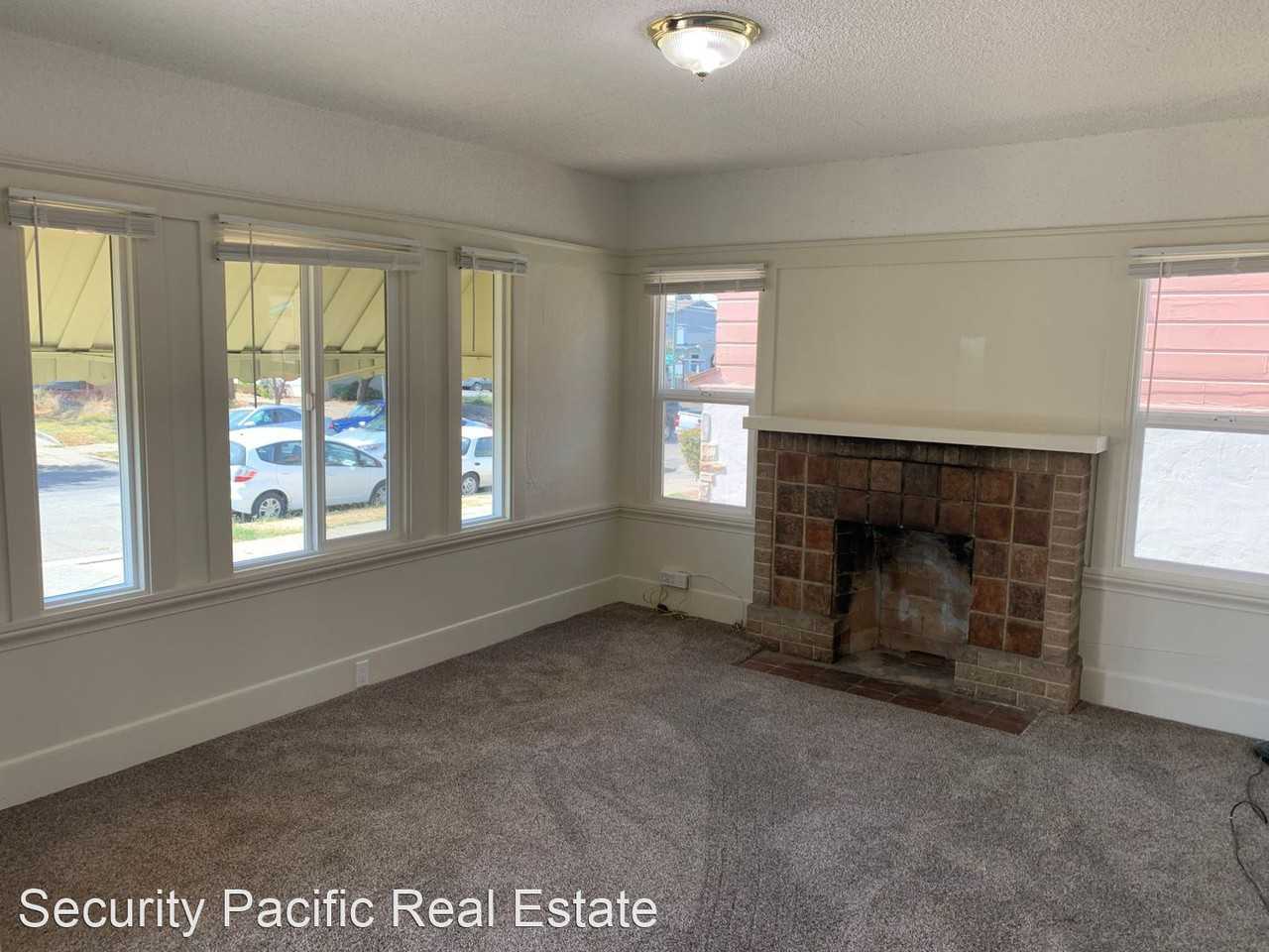 2615 Humboldt Ave - Photo 2 of 26