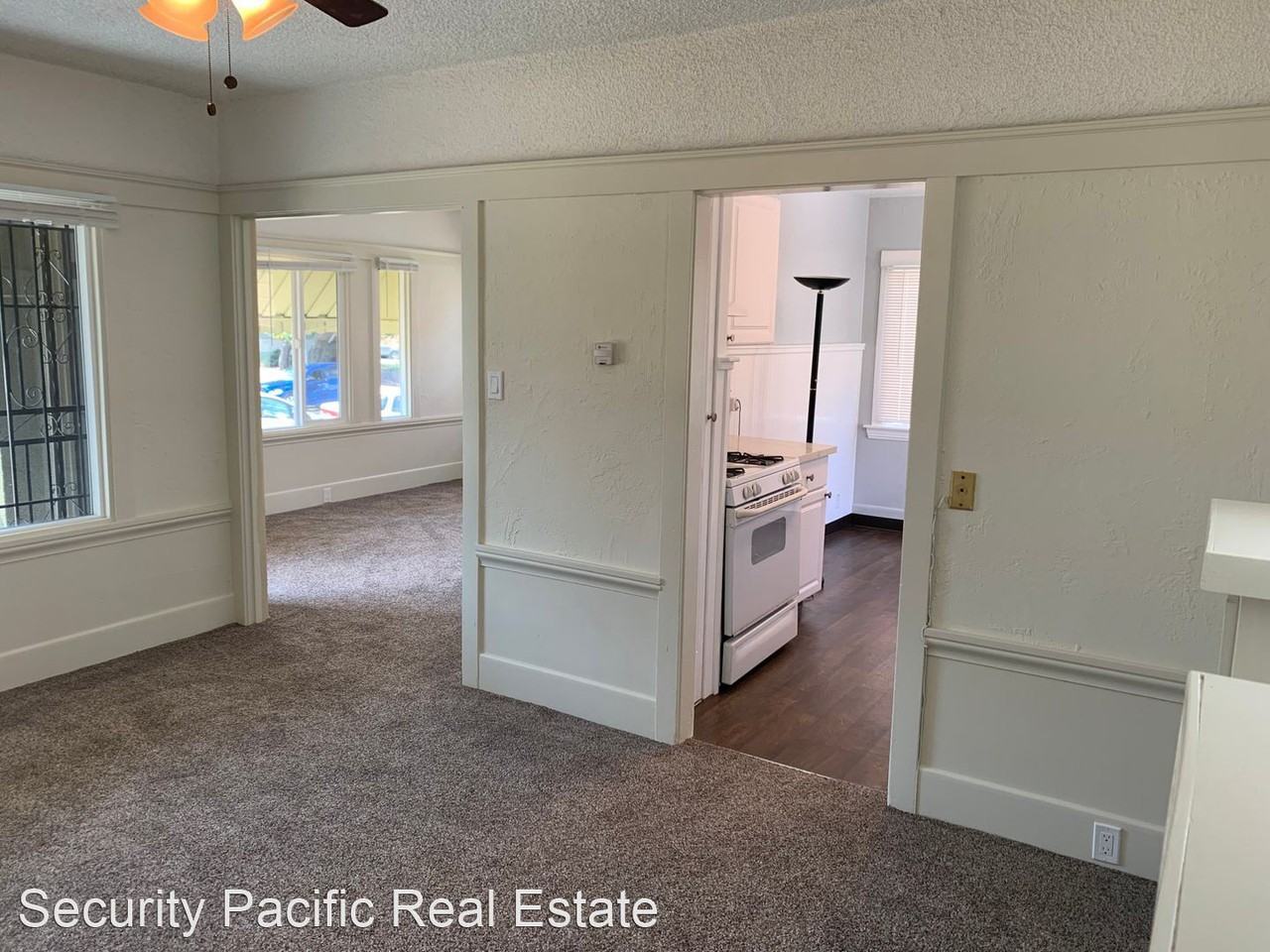 2615 Humboldt Ave - Photo 3 of 26