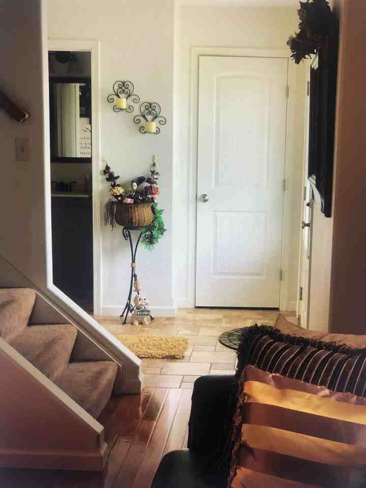 20 Grant St - Photo 2 of 15