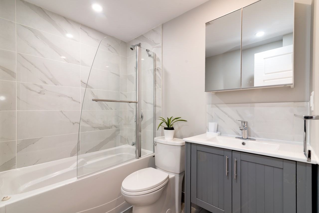 9355 Rue Lajeunesse - Photo 2 of 9