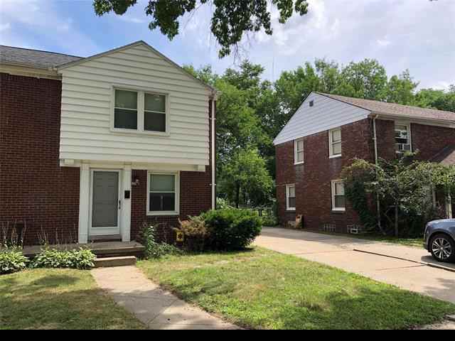 18247 Outer Dr - Photo 2 of 12