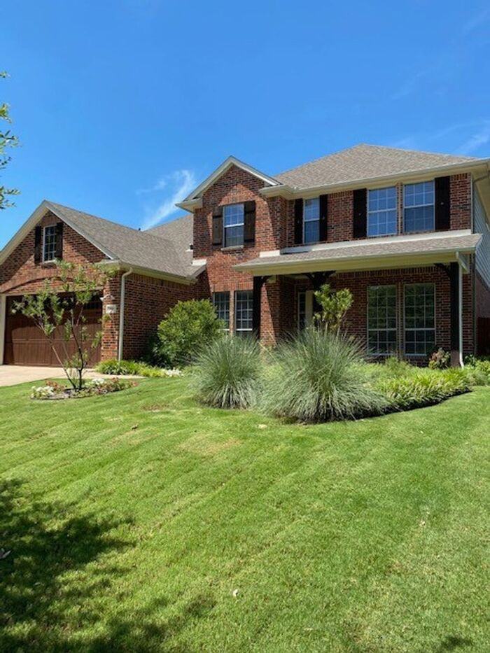 3801 Vernon Way - Photo 2 of 27