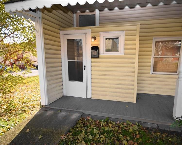 957 5th Ave - Photo 2 of 19