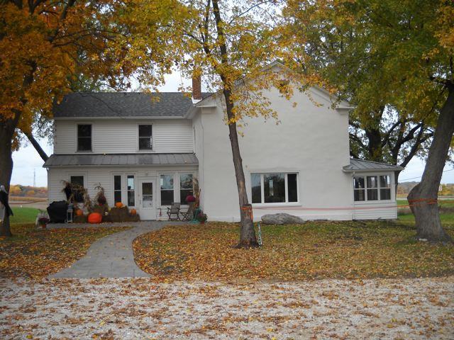 32805 Geneva Road - Photo 2 of 15