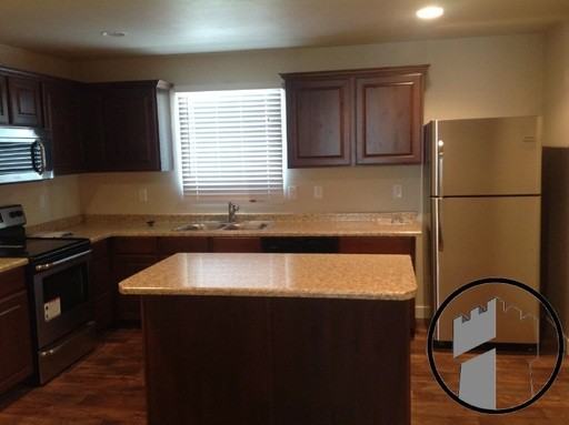 278 N 725 W St - Photo 3 of 12