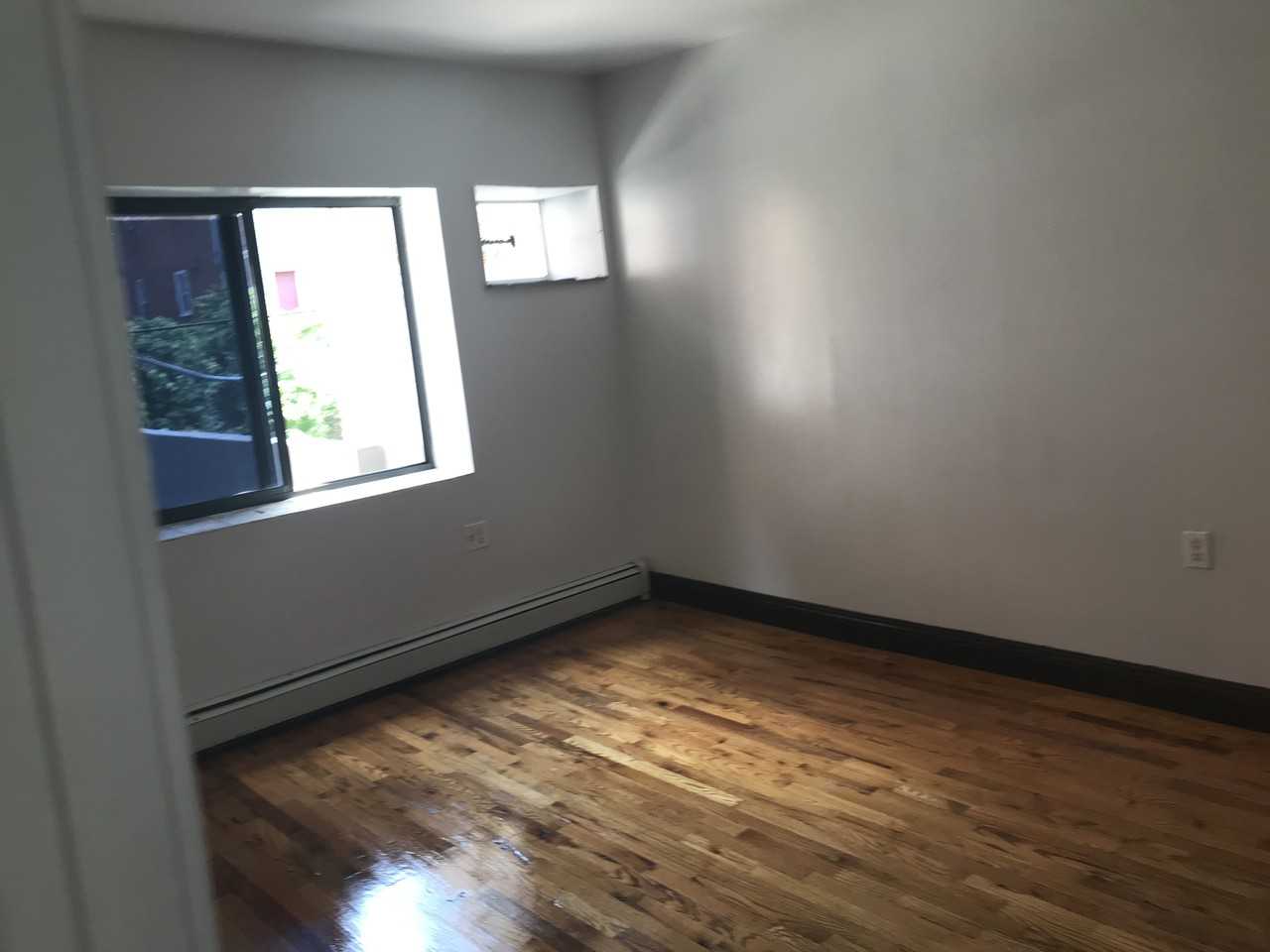 662 Barretto St Unit 2 - Photo 2 of 5