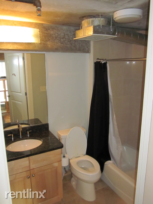 301 Massachusetts Ave NW - Photo 3 of 8