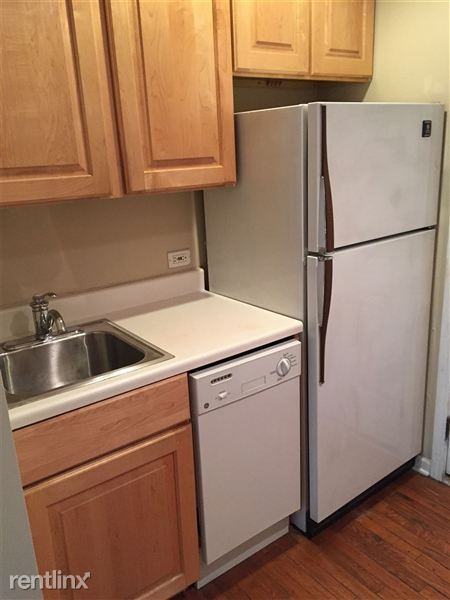 685 W Wrightwood Ave - Photo 2 of 4