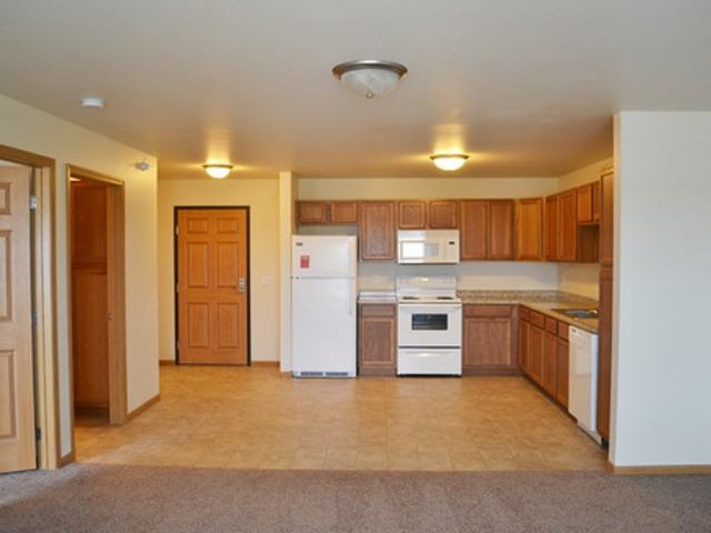 Tioga Square Apartments - Photo 3 of 6