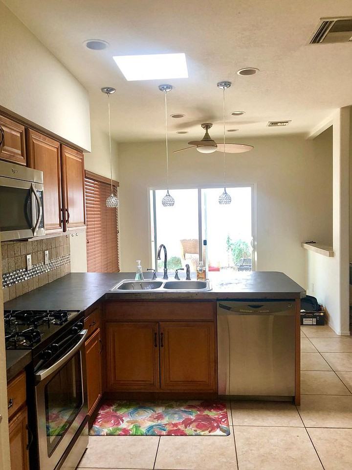 10420 E Thunderbolt Dr - Photo 2 of 10