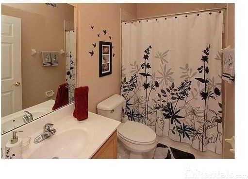 10549 Deerberry Dr - Photo 2 of 10