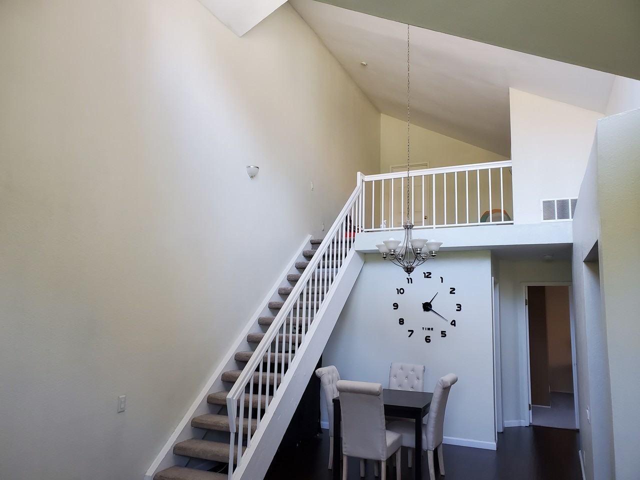 2732 Buena View Court - Photo 2 of 9