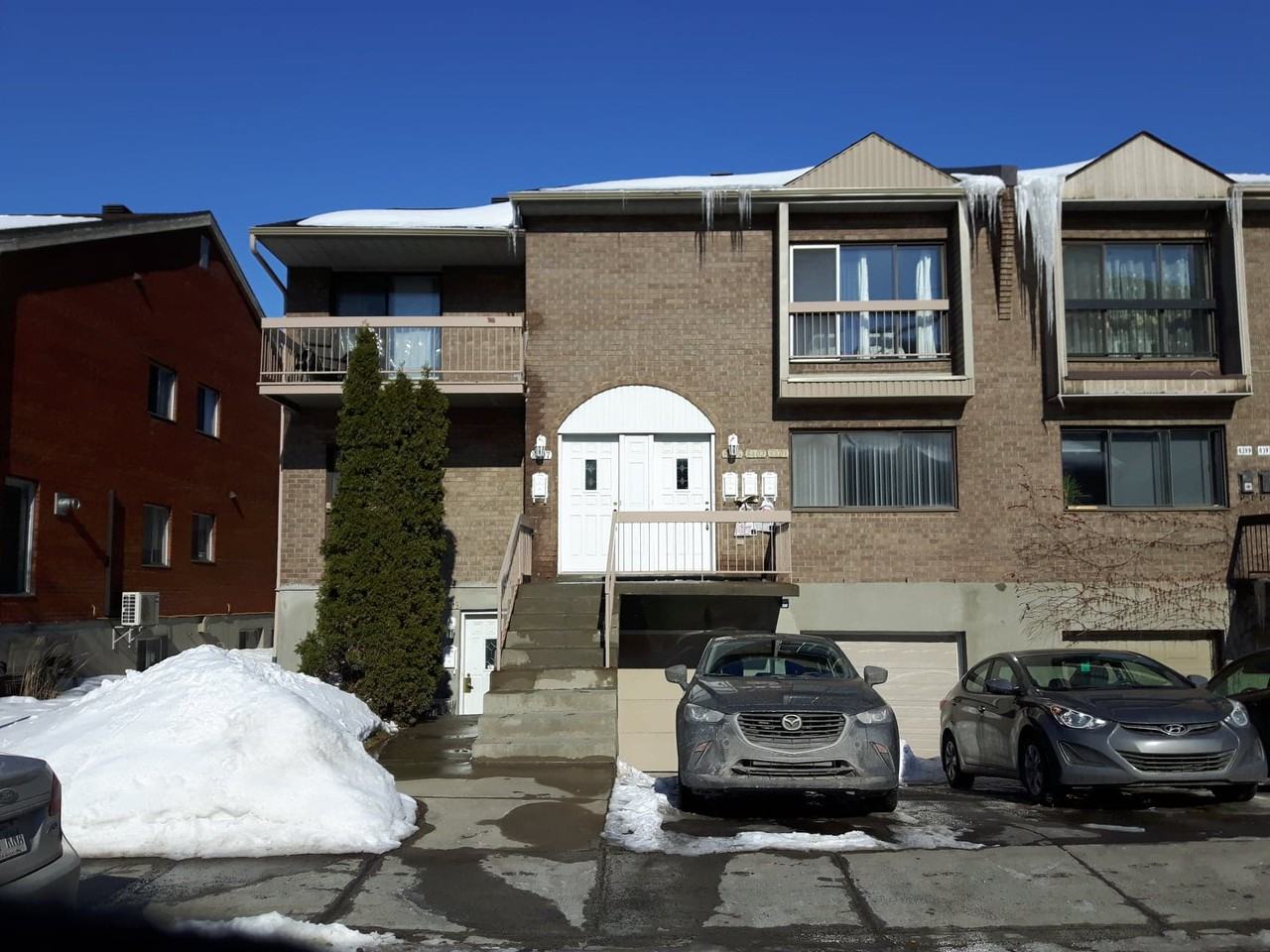 8407 Rue AurèleAllard, Montréal, QC H2M 2T3 3 Bedroom Apartment for