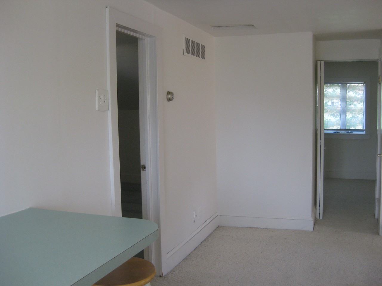 300 Inman Terrace #FL2 - Photo 6 of 20