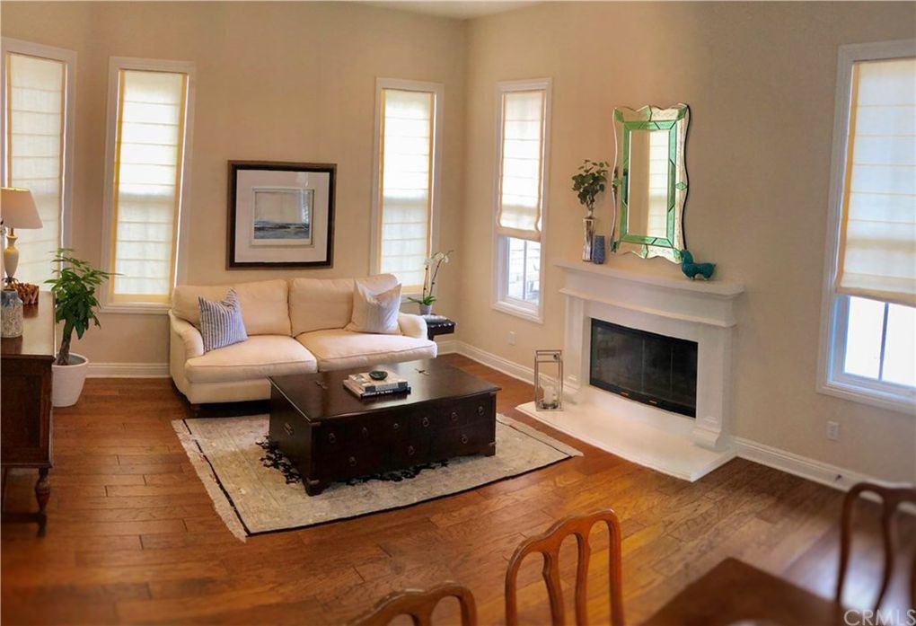 4831 Coveview Drive - Photo 2 of 24