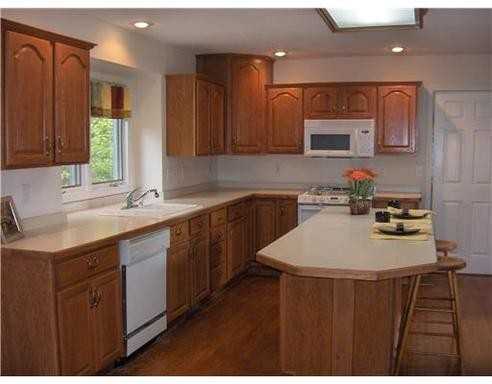 4625 Wellington Dr - Photo 2 of 16