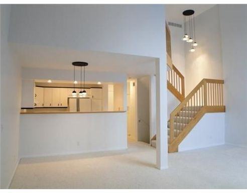 4104 Norfolk Ct - Photo 3 of 12