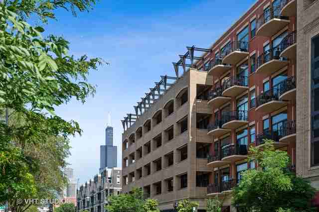 1301 W Madison St #513