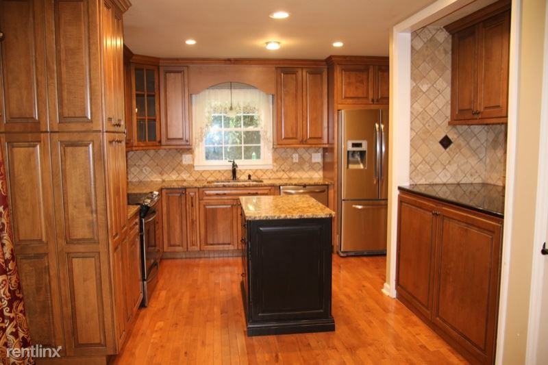 3724 Beulah Church Rd - Photo 2 of 12