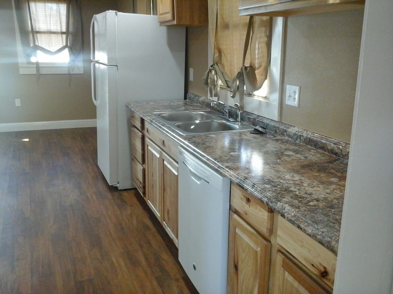 7362 CA-99 - Photo 3 of 7