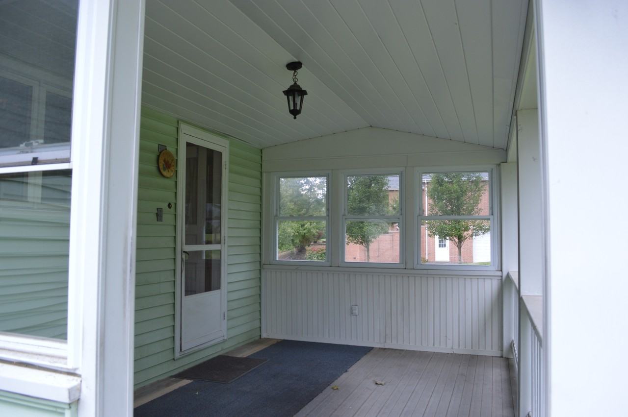 4010 Bakerstown Rd - Photo 2 of 12