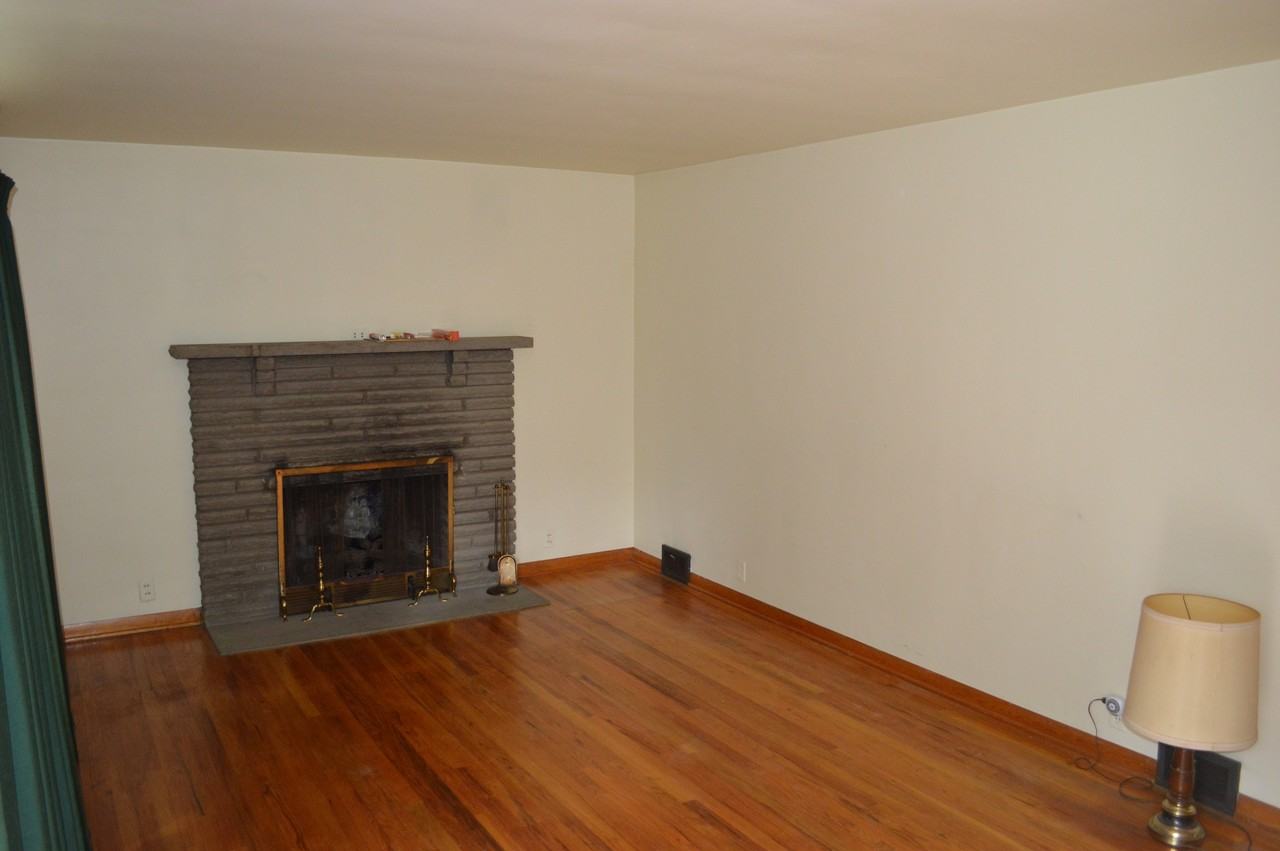 4010 Bakerstown Rd - Photo 3 of 12