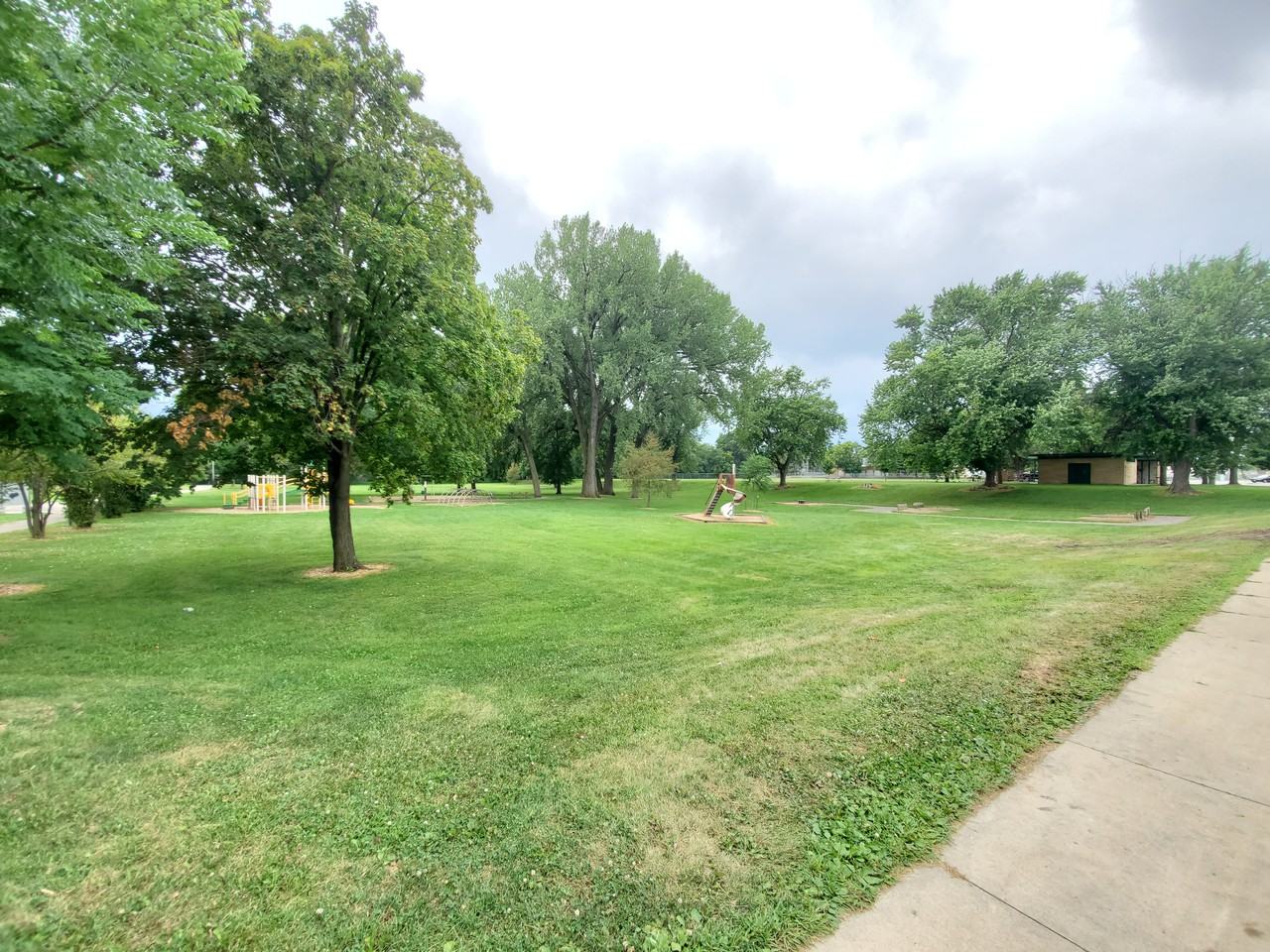 707 7th Street Northwest - Photo 3 of 14