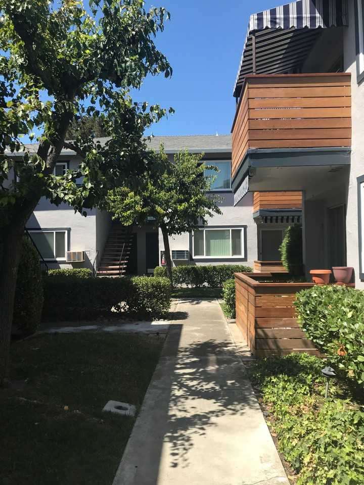 1400 White Drive - Photo 3 of 30