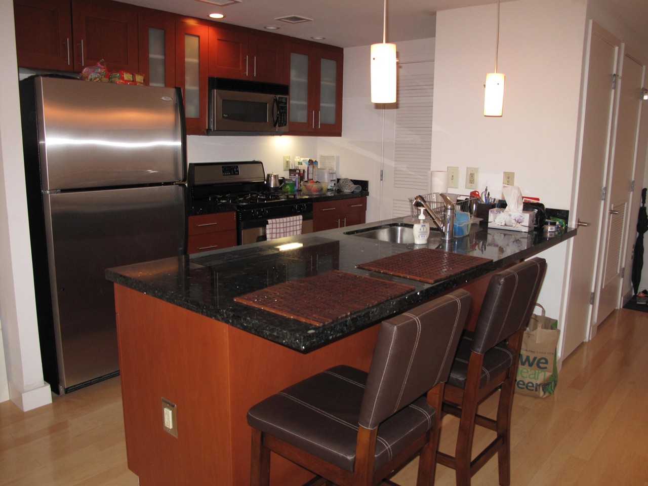 912 F St NW - Photo 3 of 16