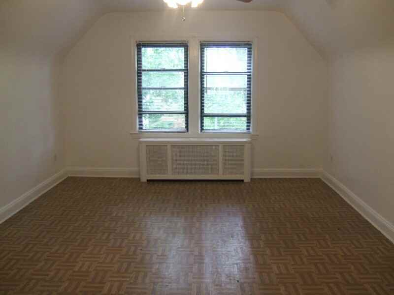 83-35 Daniels Street #2 - Photo 2 of 6