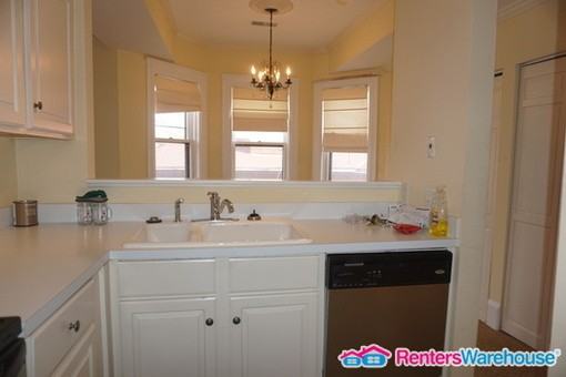 596 Summit Ave #2 - Photo 2 of 13