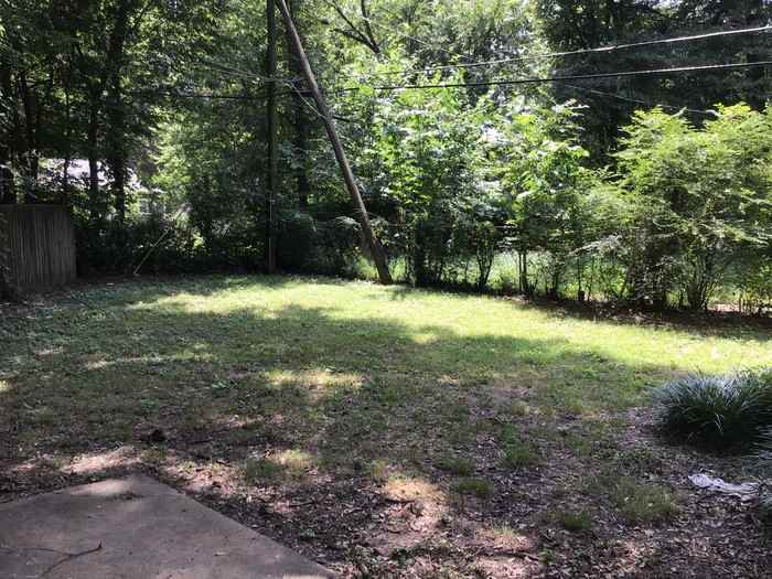 3643 Wilshire Rd - Photo 2 of 12