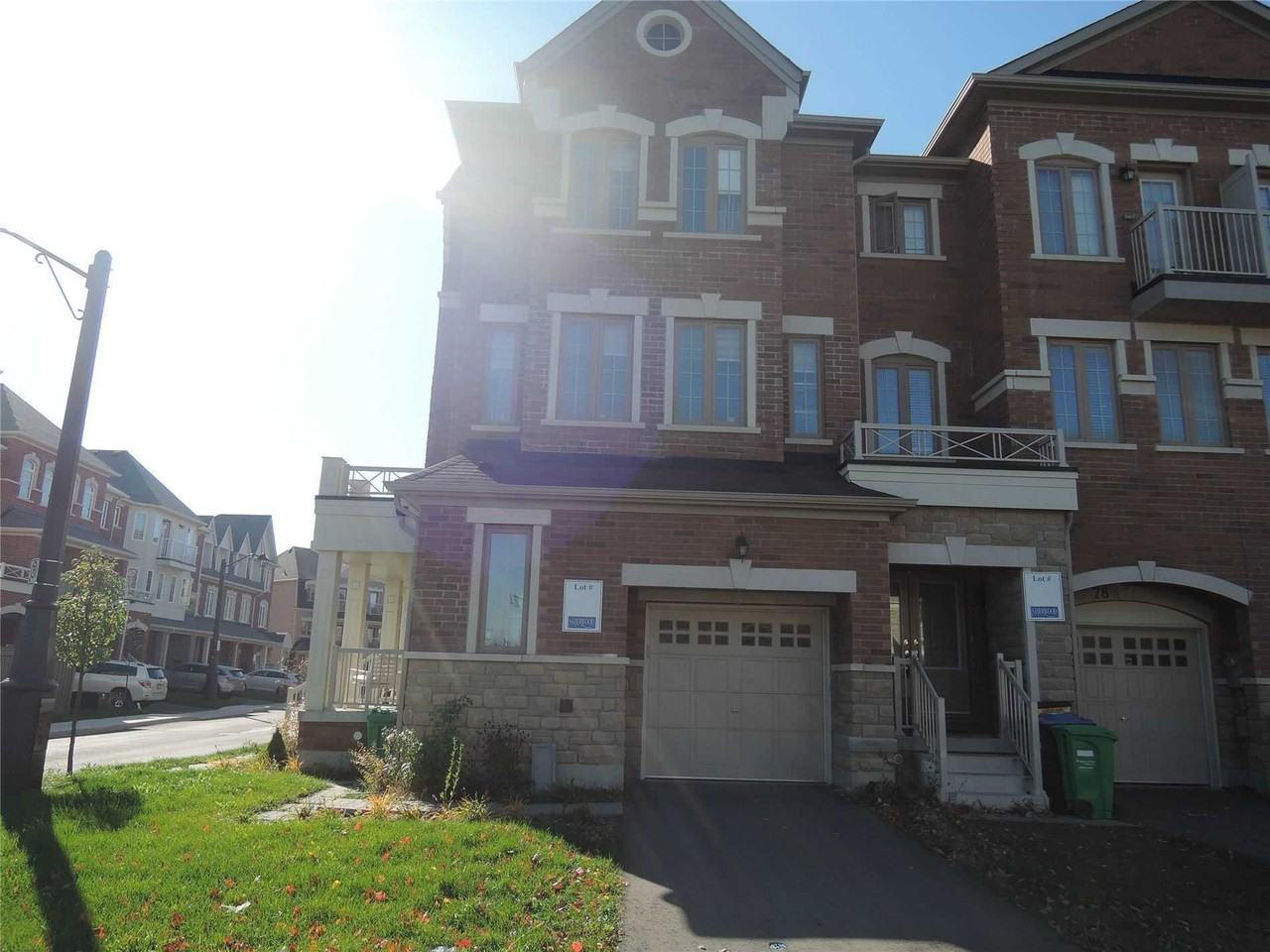 1 Shiff Crescent - Photo 2 of 7