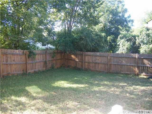 625 S Torrence St - Photo 2 of 12