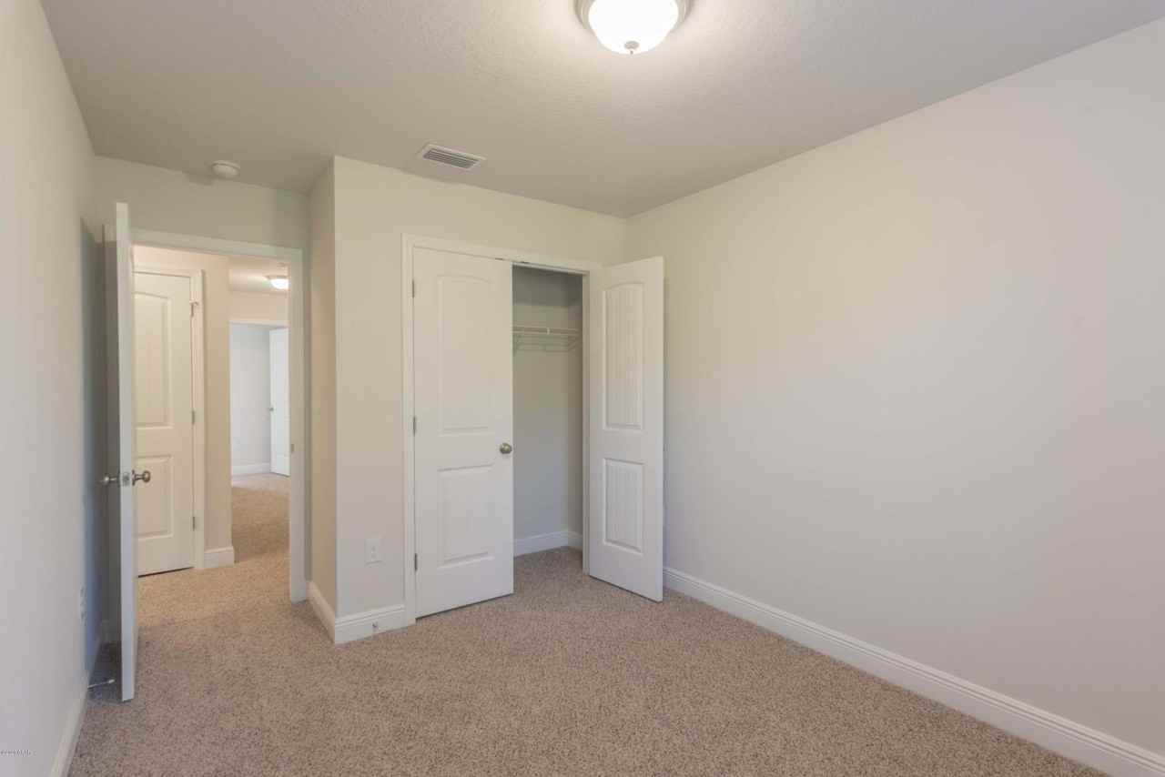 7590 Shadow Lake Dr - Photo 3 of 18