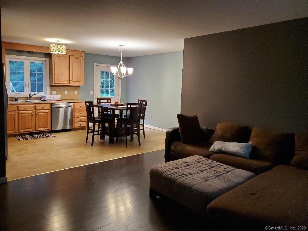 46 Overlook Ter - Photo 3 of 16