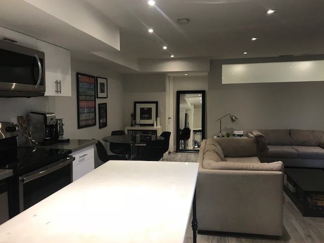 Dundas St E & Broadview Ave - Photo 3 of 11