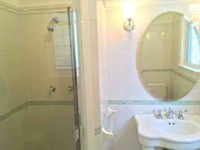 232 Waller St - Photo 3 of 9