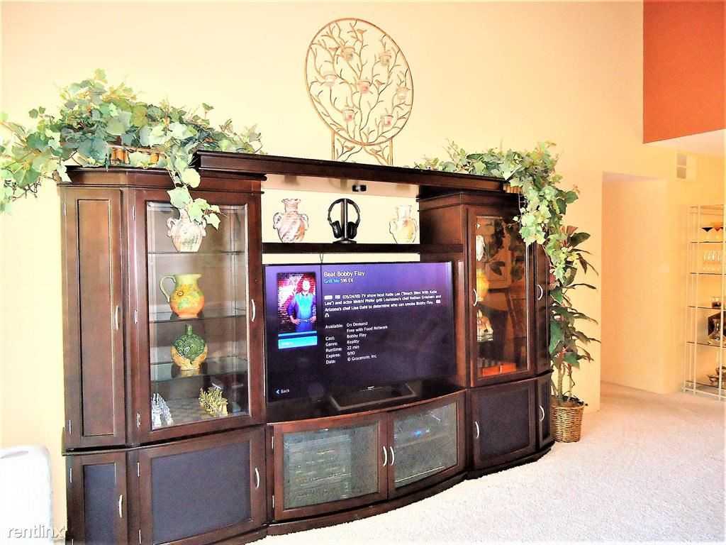 2 Granada Dr - Photo 3 of 10