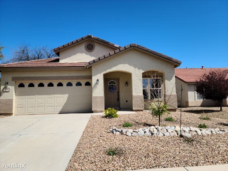 13158 N Tanner Robert Dr, Oro Valley, AZ 85755 3 Bedroom Apartment