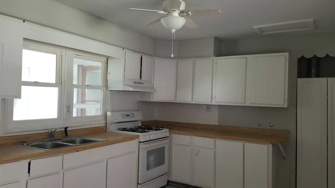 4232 E Marietta St - Photo 2 of 7