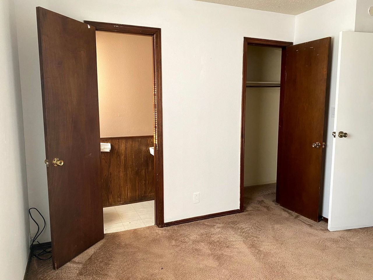 616 N Wisconsin Ave - Photo 2 of 12