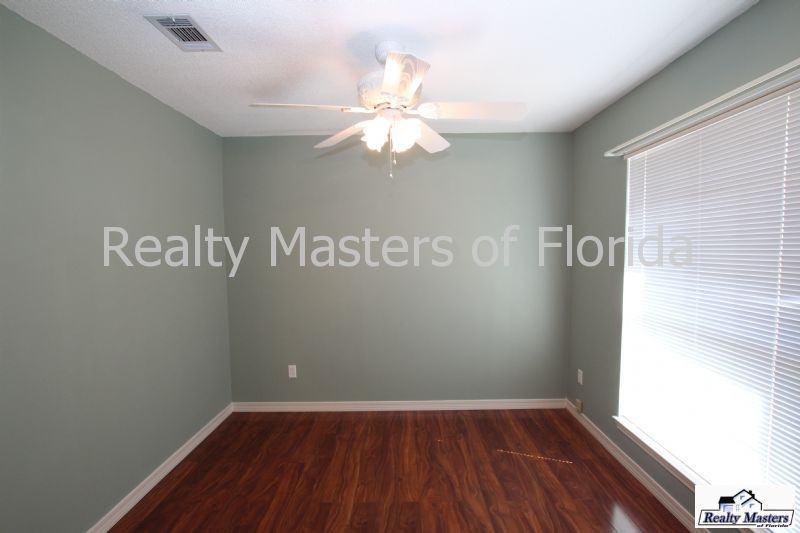 1972 Joshua Dr - Photo 3 of 22