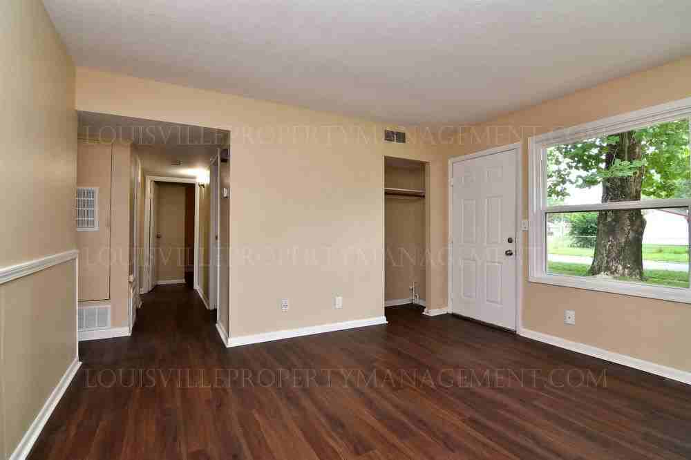 5423 Ilex Ave - Photo 3 of 17