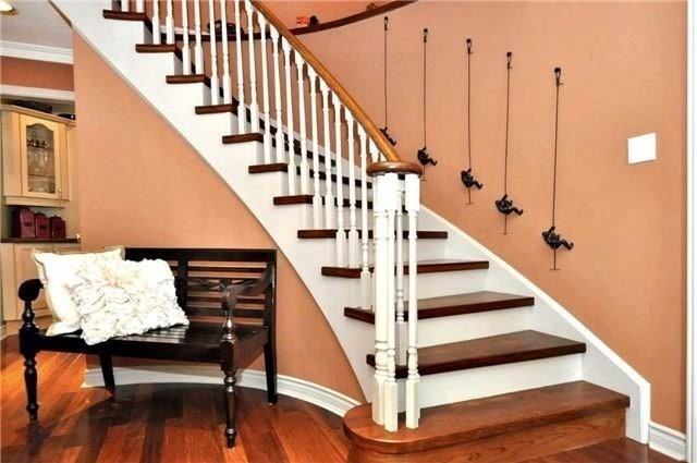 34 Petch Crescent - Photo 3 of 4