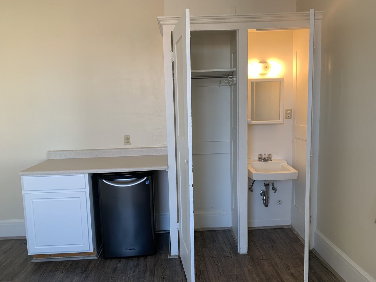 Polk St - Photo 2 of 5