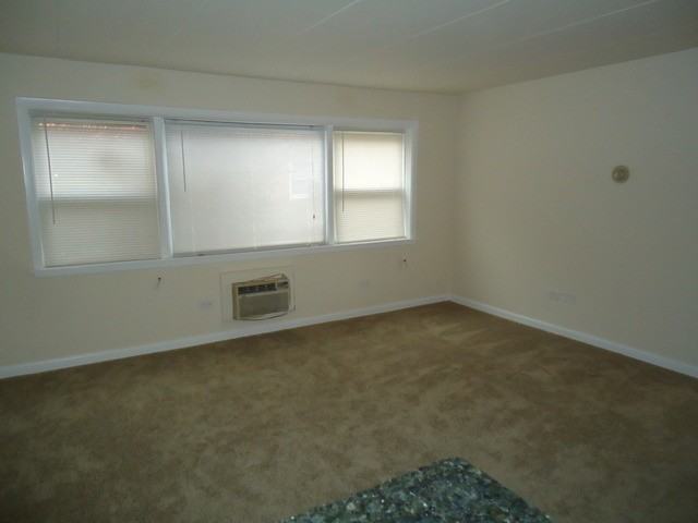 10911 W Lloyd Dr #1 - Photo 3 of 5