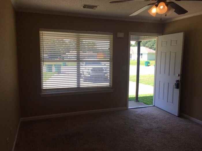 12552 Drift Bay Cv - Photo 2 of 7