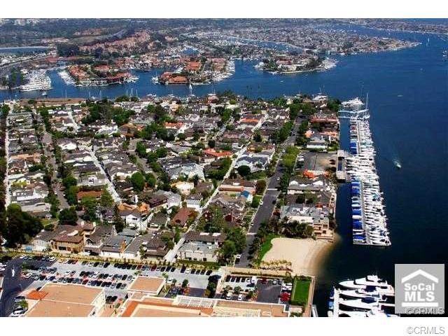 2622 Crestview Dr - Photo 3 of 3